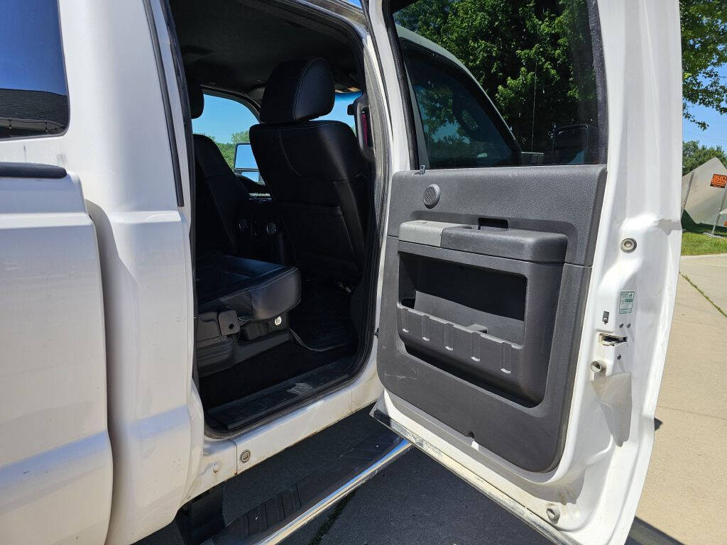 2011 Ford F-250 Super Duty for sale at Bigfoot Auto in Hiawatha, IA