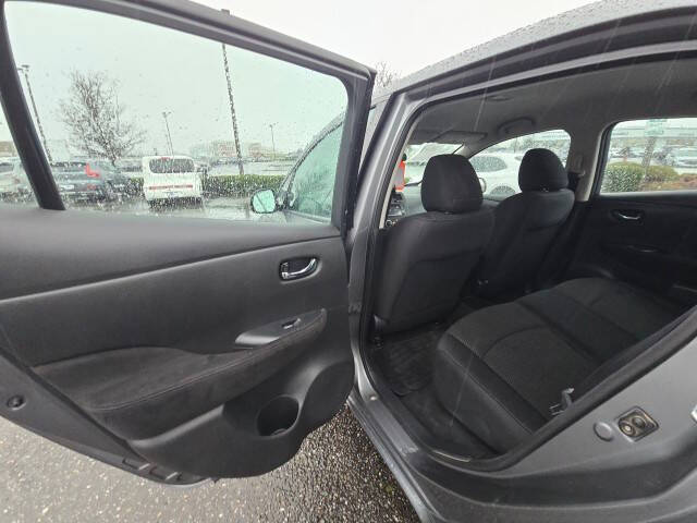 2016 Nissan LEAF S-24