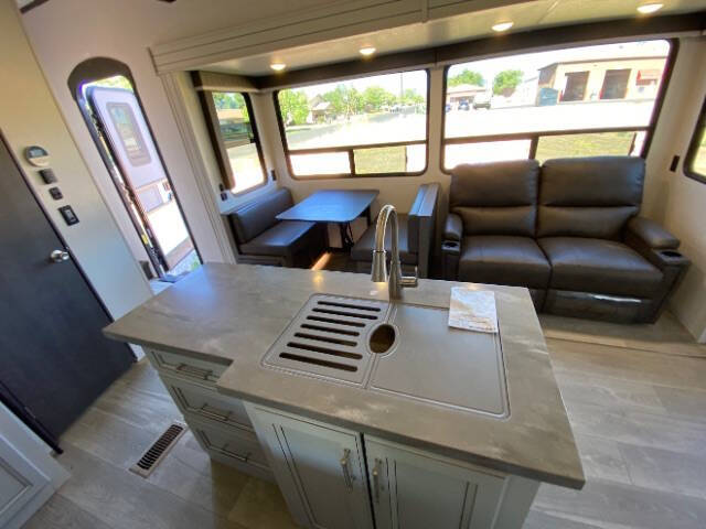 2024 Keystone RV Cougar 368MBI