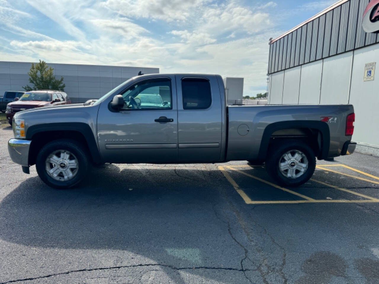 2013 Chevrolet Silverado 1500 for sale at Carventure in Lansing, MI