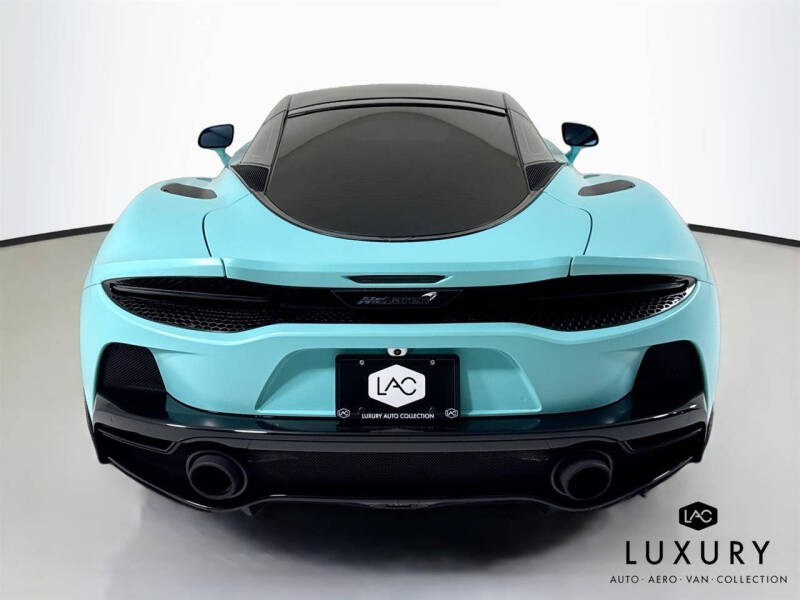 2022 McLaren GT