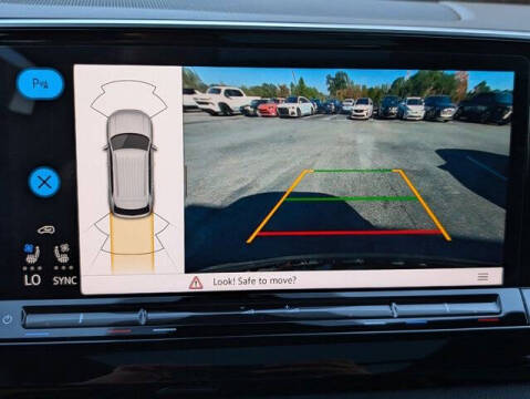 2024 Volkswagen Atlas Cross Sport SEL 4Motion