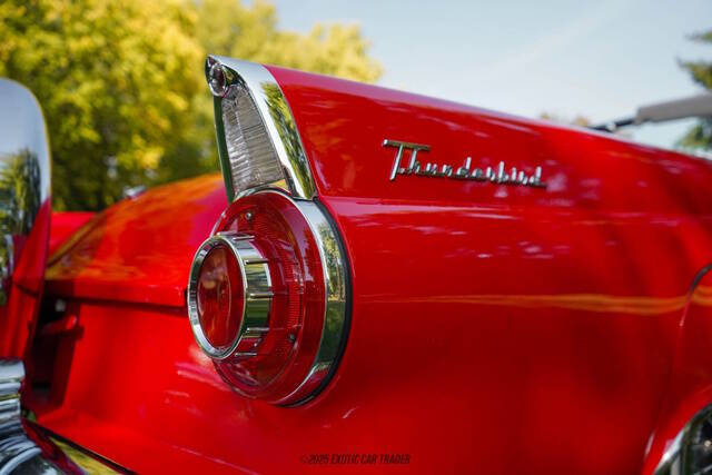 1956 Ford Thunderbird