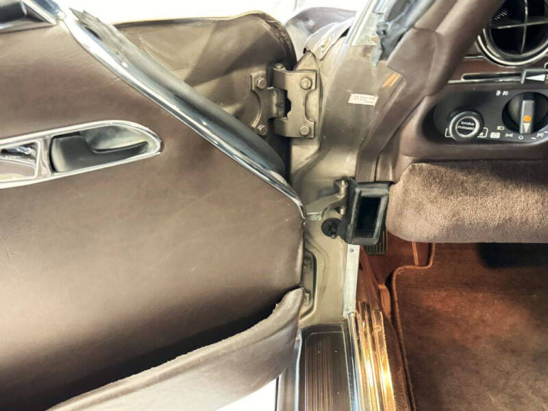 1989 Mercedes-Benz 560-Class 560 SL