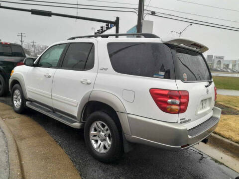 2004 Toyota Sequoia SR5