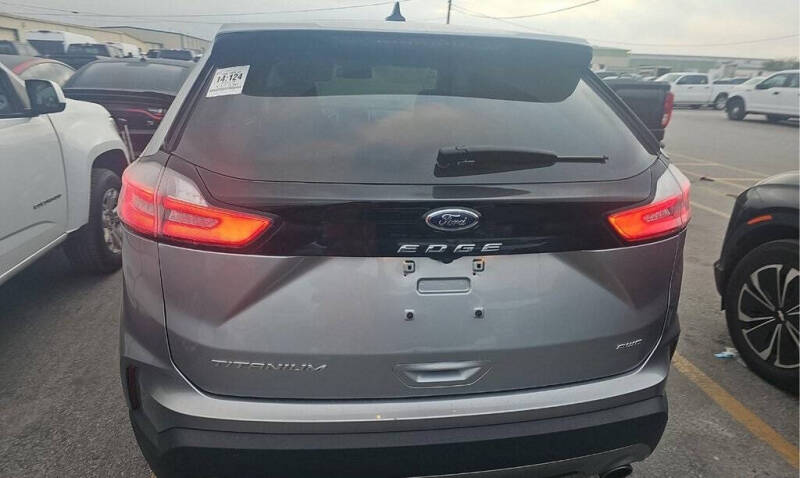 2023 Ford Edge Titanium
