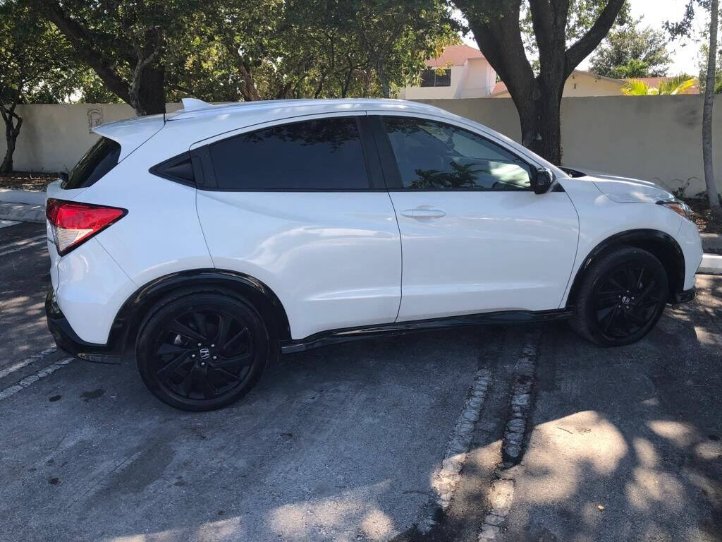 2021 Honda HR-V Wagon - $18,900