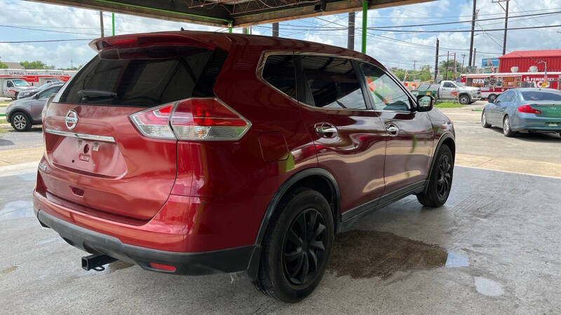 2015 Nissan Rogue S