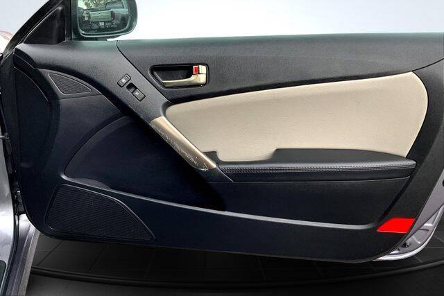 2016 Hyundai Genesis Coupe