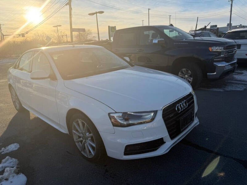 2016 Audi A4 2.0T quattro Premium