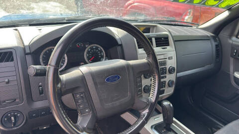 2011 Ford Escape XLT