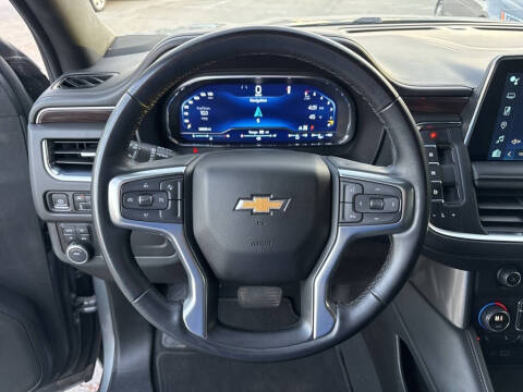 2023 Chevrolet Suburban LT