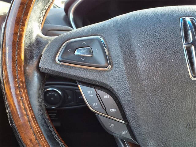 2016 Lincoln MKX Select