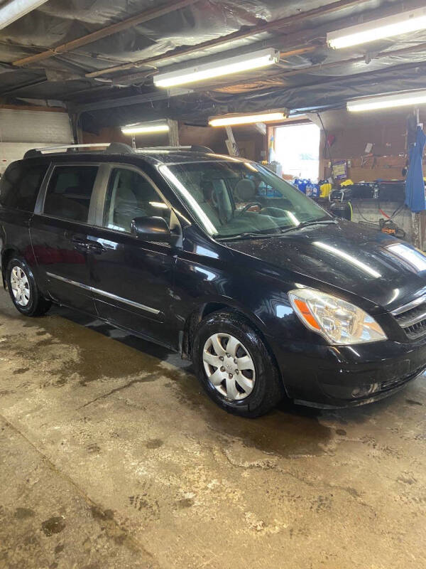 2008 Hyundai Entourage for sale at Lavictoire Auto Sales in West Rutland VT