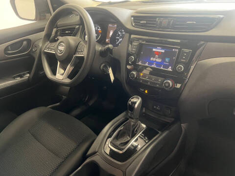 2022 Nissan Rogue Sport S