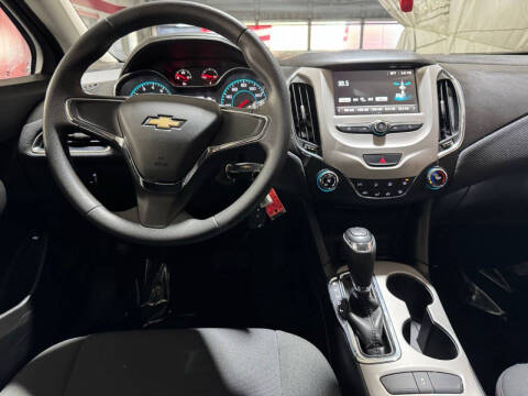 2017 Chevrolet Cruze LS Auto