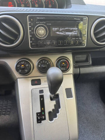 2008 Scion xB