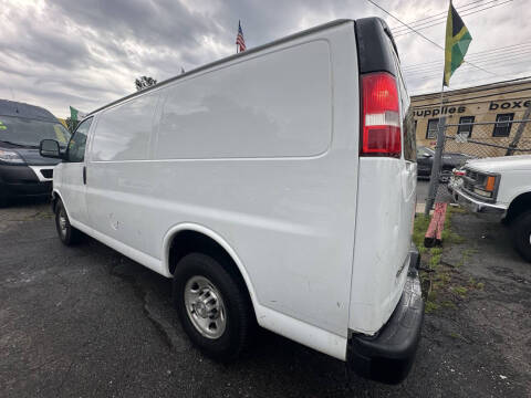 2017 Chevrolet Express 2500
