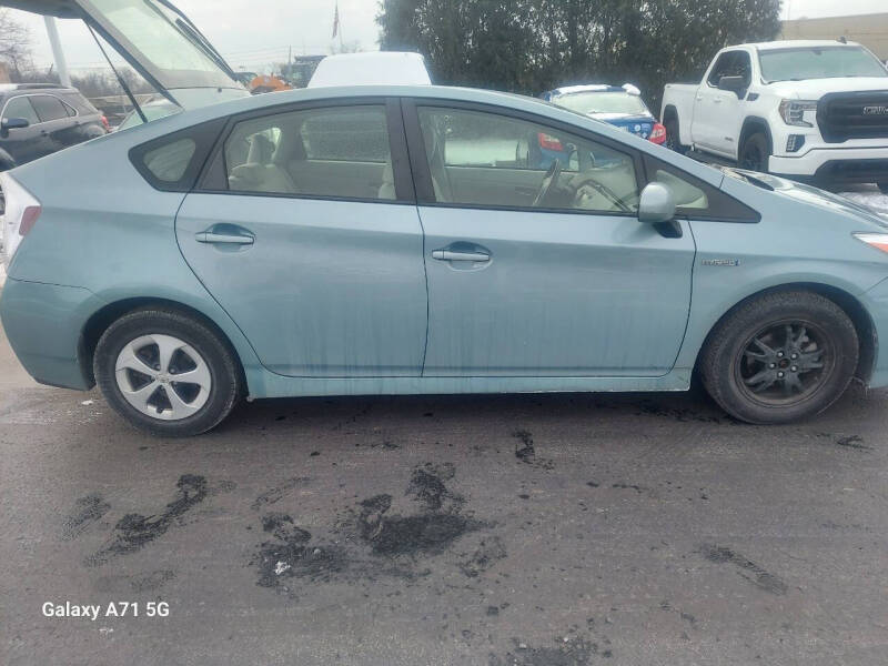 2014 Toyota Prius Two