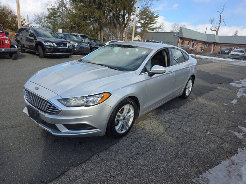 2018 Ford Fusion SE's photo