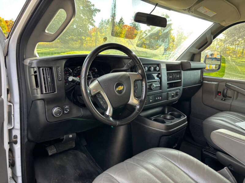 2017 Chevrolet Express LS 2500