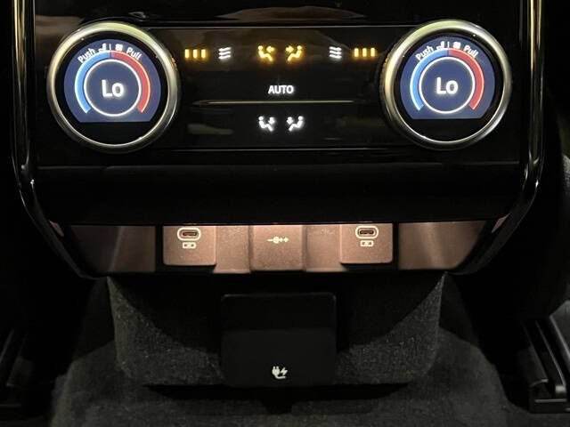 2024 Land Rover Range Rover Sport P360 SE