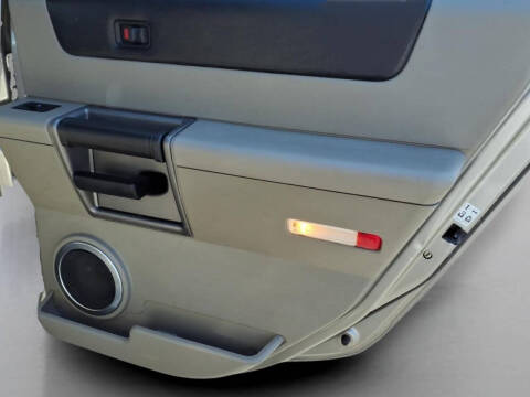 2004 HUMMER H2