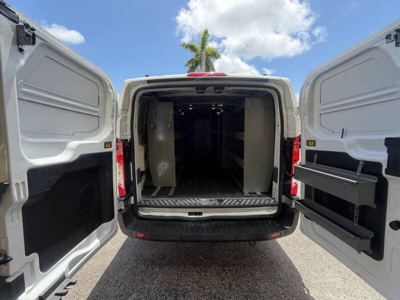 2023 Ford Transit