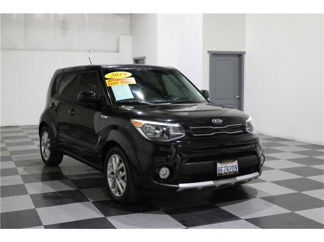 2019 Kia Soul +