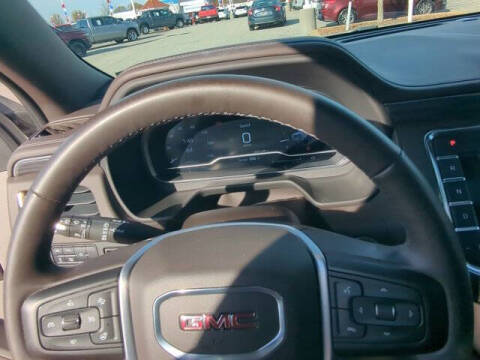 2023 GMC Yukon XL SLT