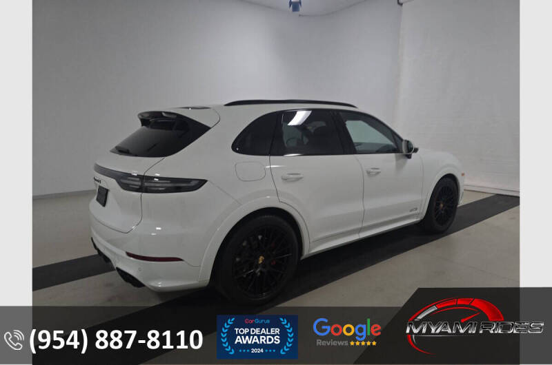 2021 Porsche Cayenne GTS