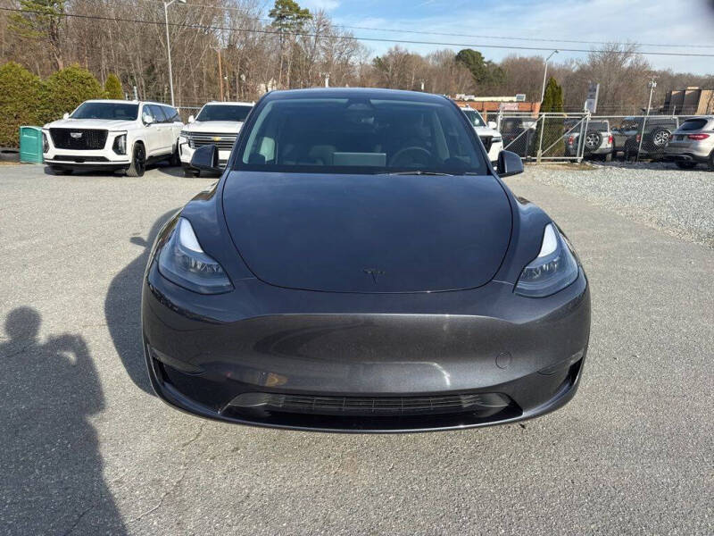 2025 Tesla Model Y Performance