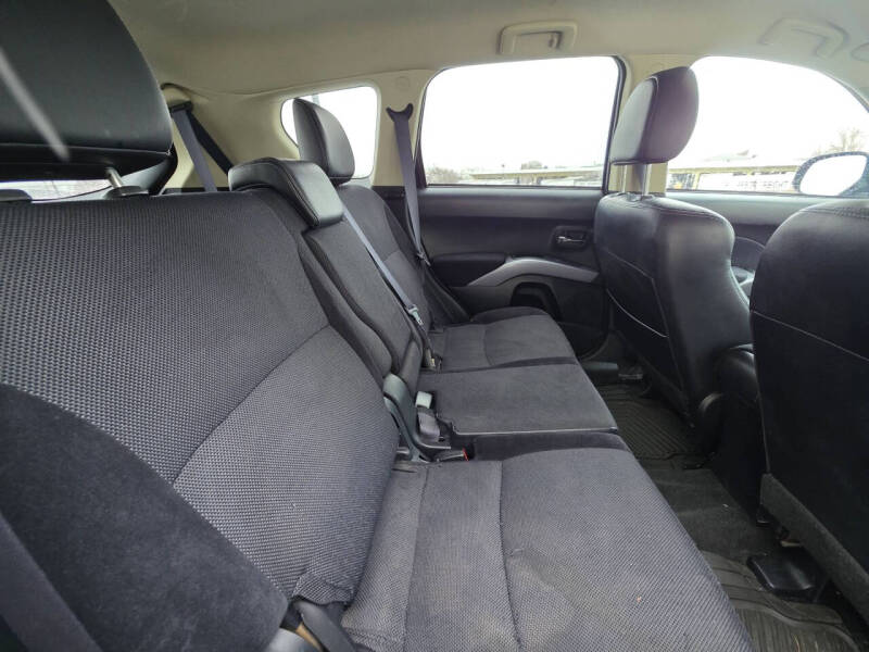 2013 Mitsubishi Outlander SE