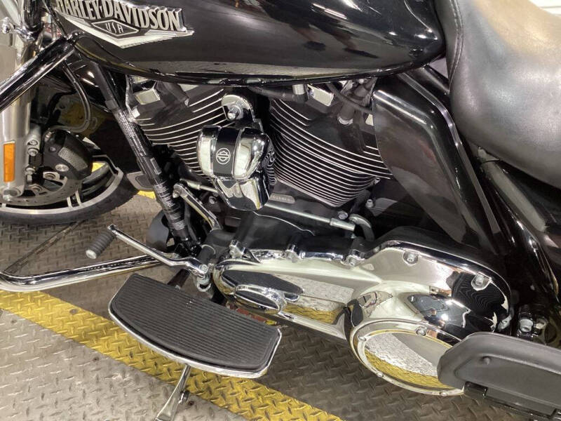 2021 Harley-Davidson Road King