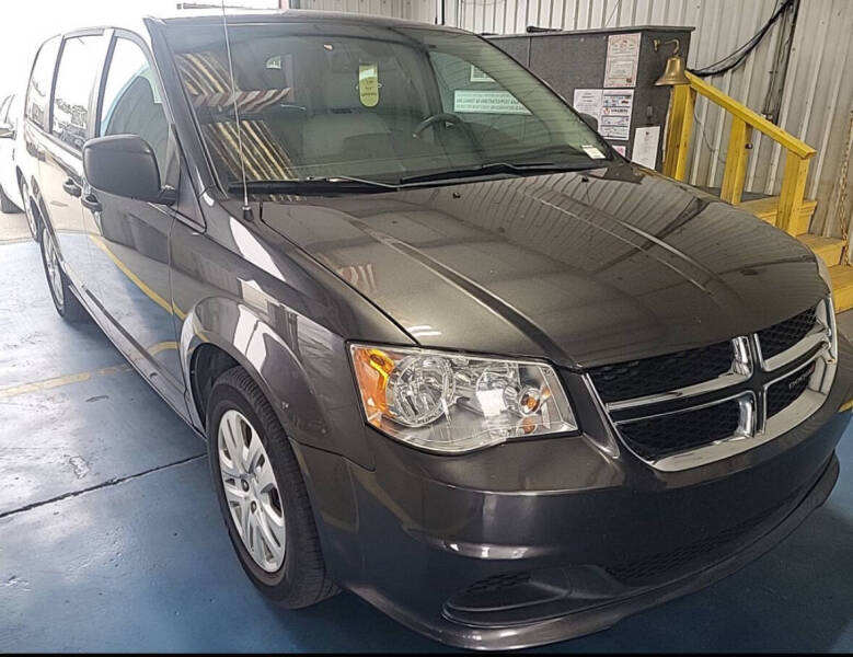 2019 Dodge Grand Caravan SE's photo