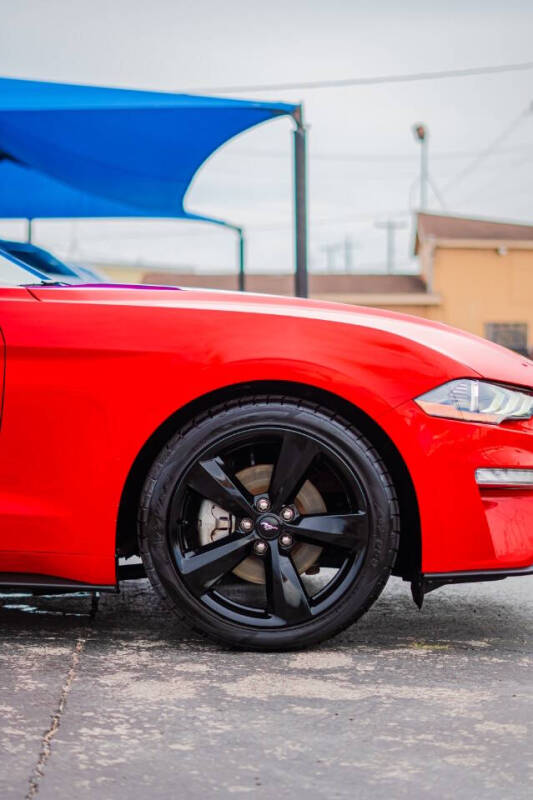2022 Ford Mustang EcoBoost
