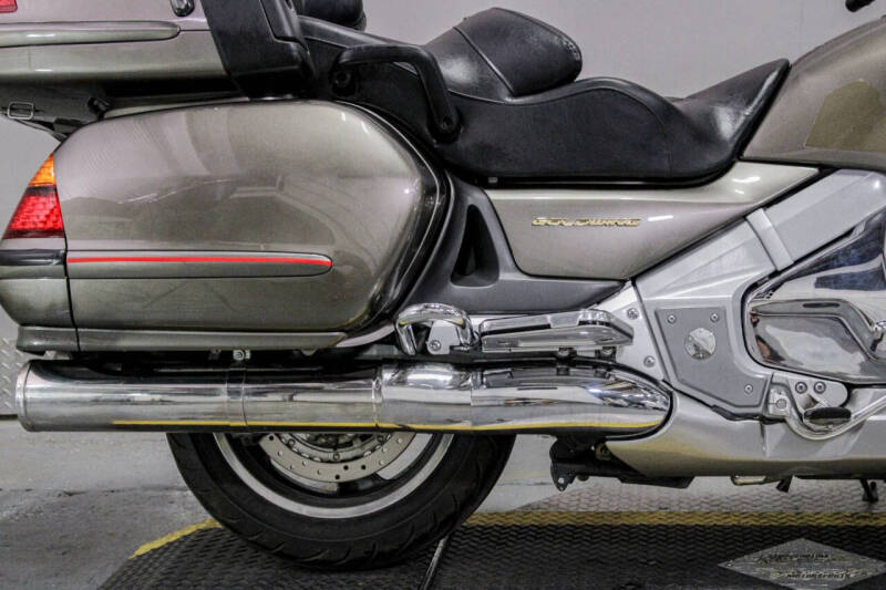 2004 Honda Gold Wing