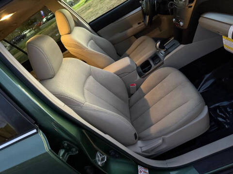 2010 Subaru Outback 2.5i Premium