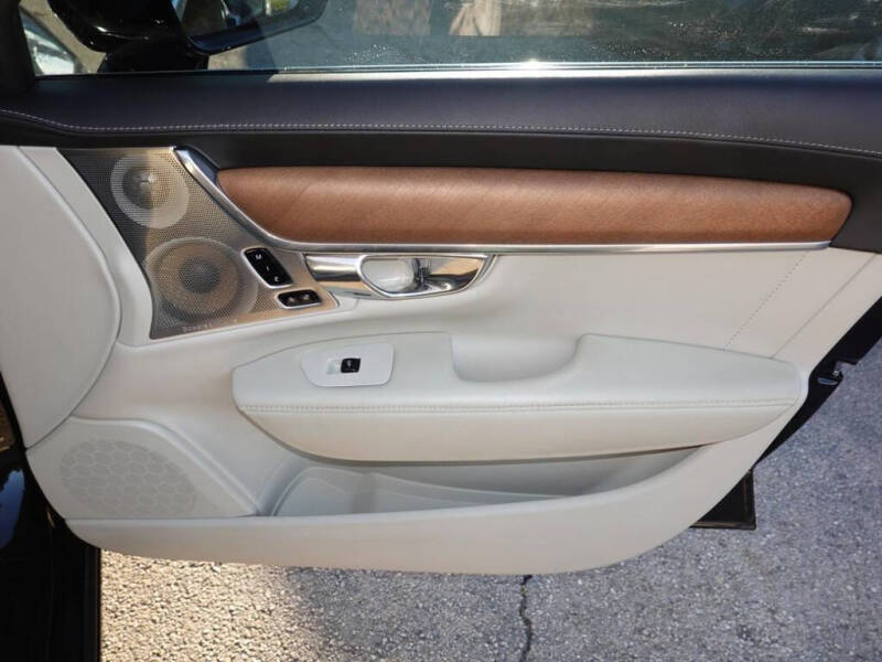 2017 Volvo S90 T6 Inscription