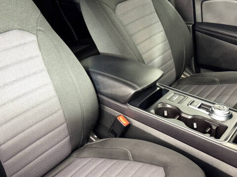 2023 Ford Edge SE