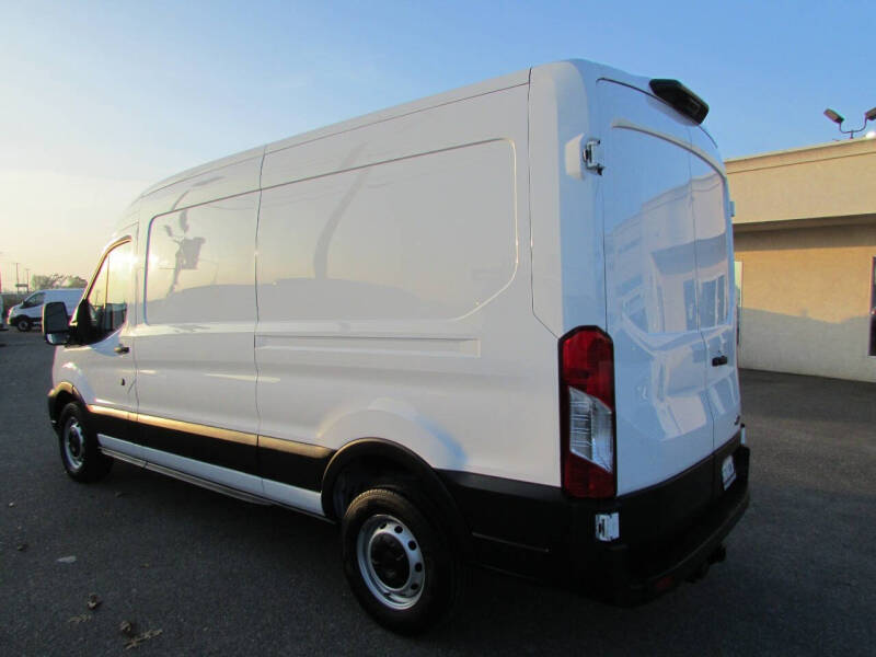 2022 Ford Transit 250