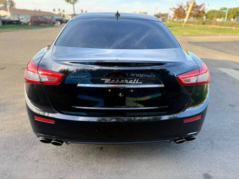 2017 Maserati Ghibli