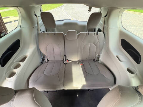 2017 Chrysler Pacifica Touring