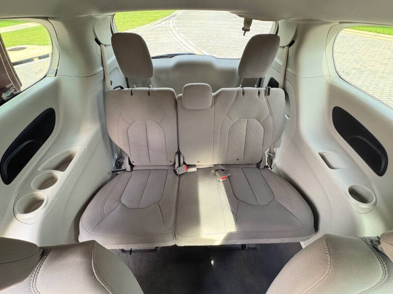 2017 Chrysler Pacifica Touring