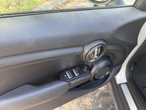 2017 MINI Hardtop 4 Door Cooper