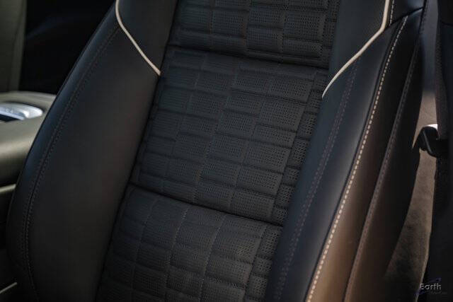 2025 Cadillac Escalade-V