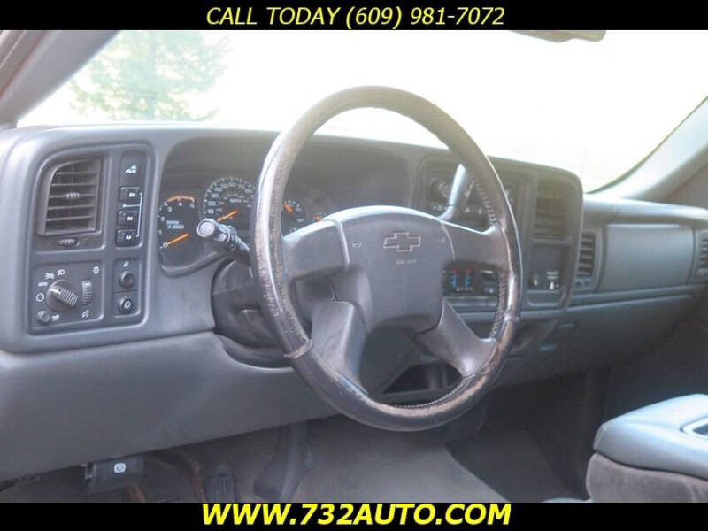 2004 Chevrolet Silverado 2500HD LS