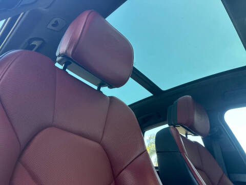 2023 Porsche Macan