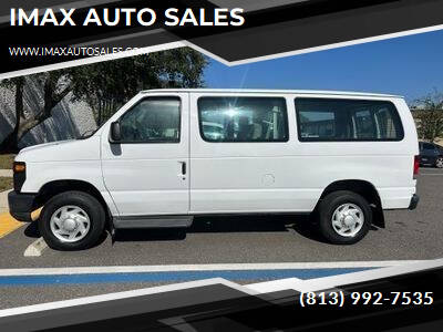 2009 Ford E-Series Base's photo