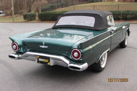 1957 Ford Thunderbird